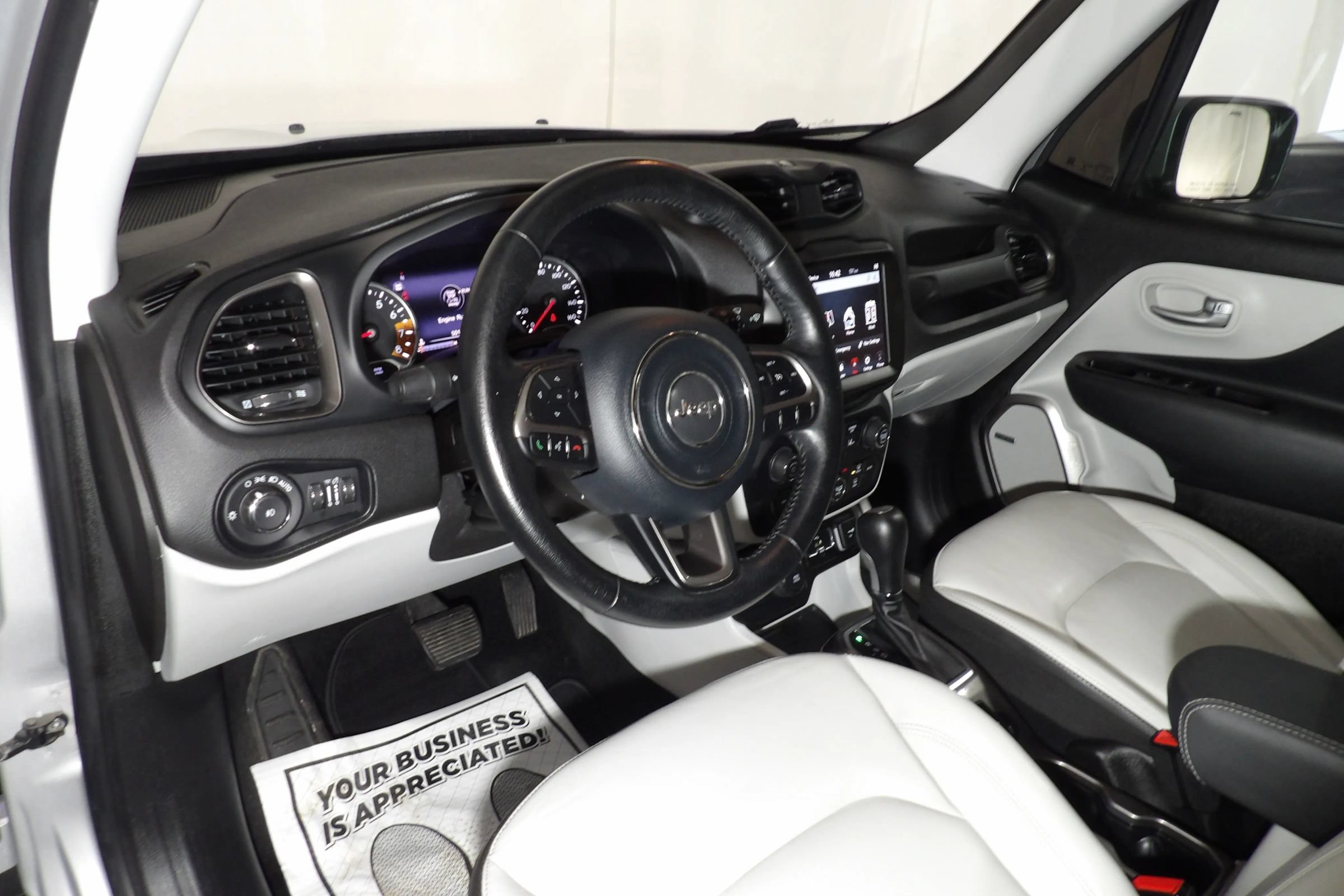 Used 2021 Jeep Renegade Limited w/ Sun & Sound Group AWD/4WD image 11