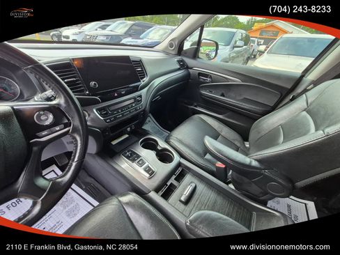 Used 2021 Honda Pilot Special Edition image 11