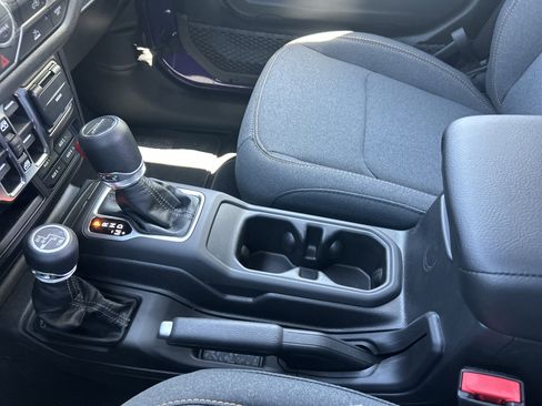 New 2026 Jeep Gladiator Sport AWD/4WD image 38