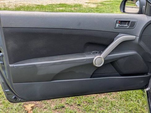 Used 2010 Scion tC FWD image 11