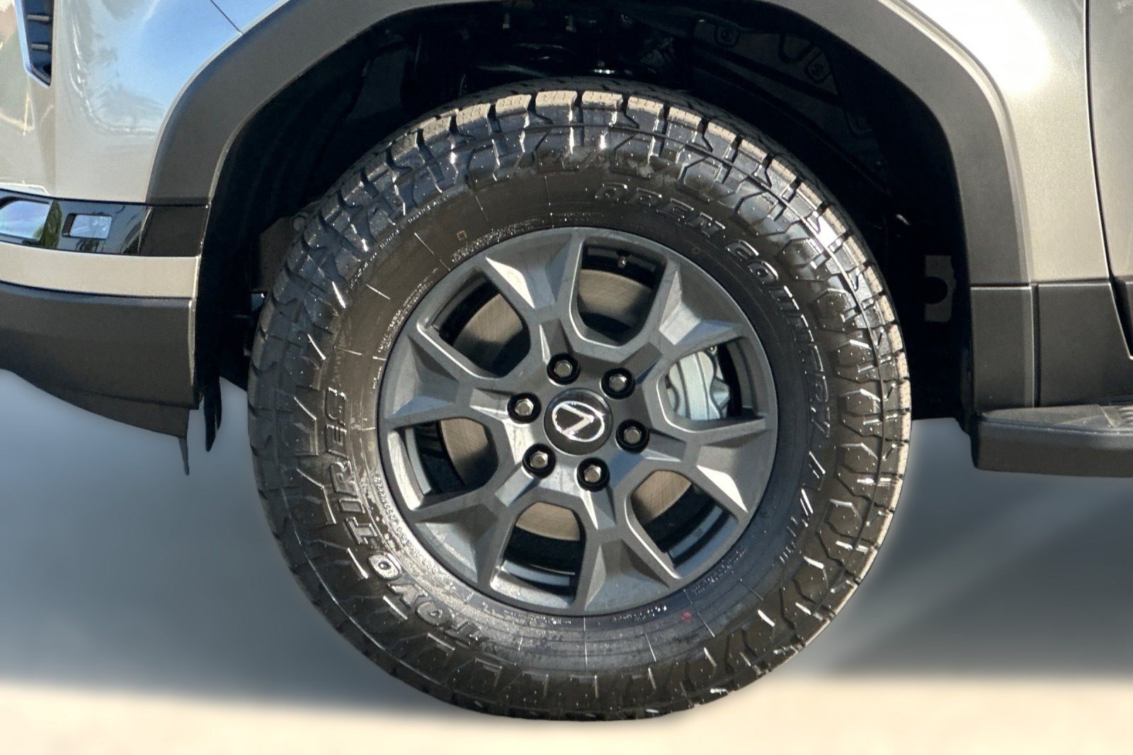 Used 2026 Lexus GX 550 AWD/4WD image 13