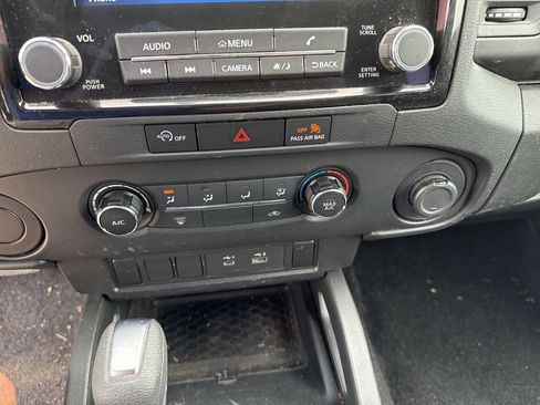 Used 2024 Nissan Frontier S w/ S Utility Package image 23