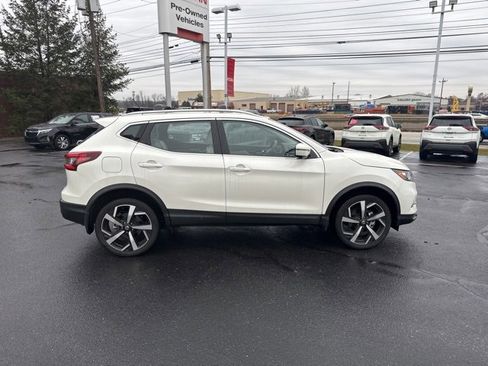 Certified 2022 Nissan Rogue Sport SL image 8