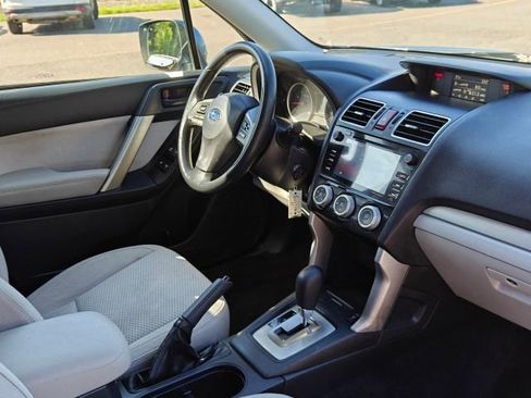 Used 2016 Subaru Forester 2.5i Premium w/ All-Weather Package AWD/4WD image 30