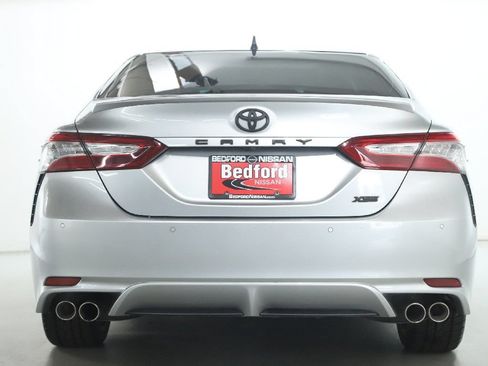 Used 2018 Toyota Camry XSE FWD image 45