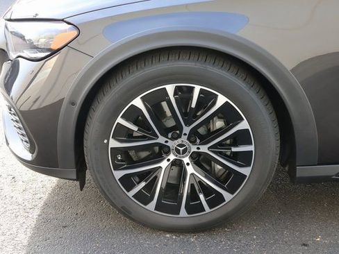 Used 2025 Mercedes-Benz E 450 4MATIC All-Terrain Wagon image 11