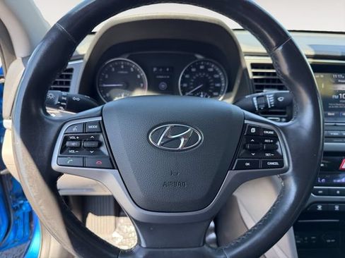 Used 2017 Hyundai Elantra SE w/ SE A/T Tech Package 03 FWD image 13