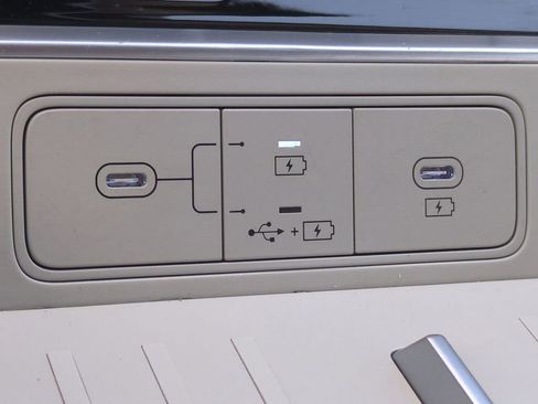 Used 2025 Hyundai Santa Fe Calligraphy image 24