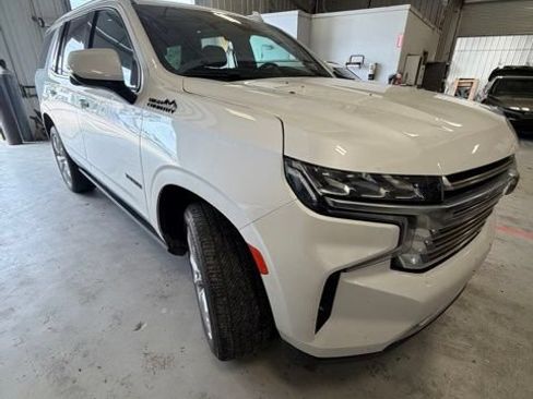 Used 2023 Chevrolet Tahoe High Country AWD/4WD image 2