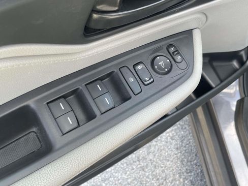 Used 2023 Honda Odyssey EX-L image 19