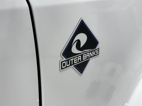 Used 2021 Ford Bronco Outer Banks AWD/4WD image 12