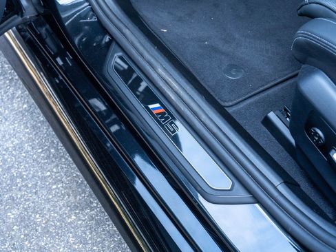 Used 2025 BMW M5 Touring w/ M Driver's Package image 19