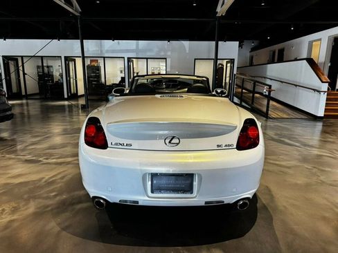 Used 2005 Lexus SC 430 Convertible image 4