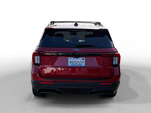 Certified 2025 Ford Explorer ST-Line RWD image 4