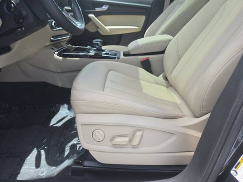Used 2023 Audi Q5 Premium w/ Convenience Package AWD/4WD image 25