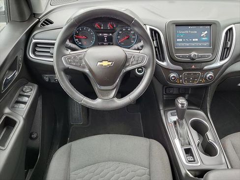 Used 2018 Chevrolet Equinox LT image 21