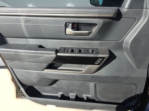 Used 2024 Toyota Tundra Limited image 11