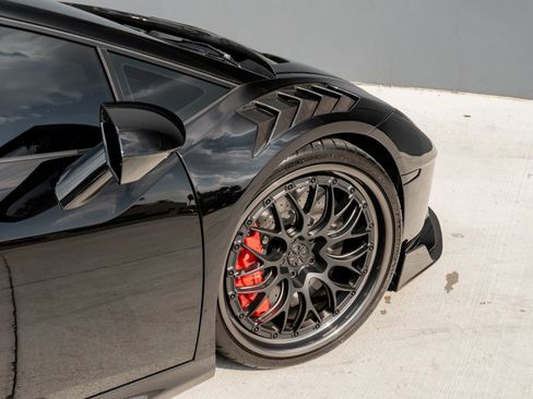 Used 2024 Lamborghini Huracan Tecnica image 46