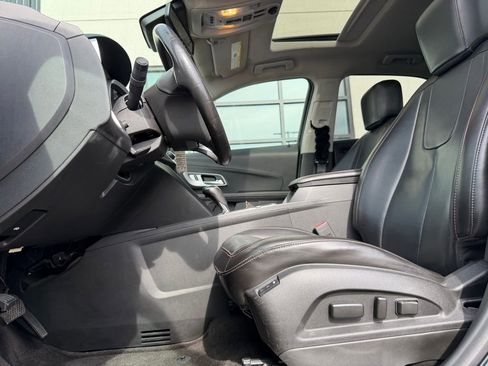 Used 2016 Chevrolet Equinox LTZ w/ Enhanced Convenience Package image 8