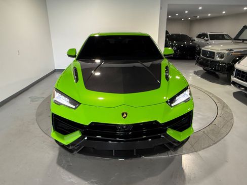 Used 2024 Lamborghini Urus Performante AWD/4WD image 8