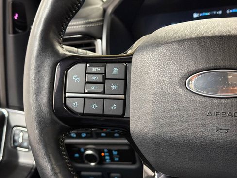 Used 2023 Ford F150 Lightning Platinum image 25