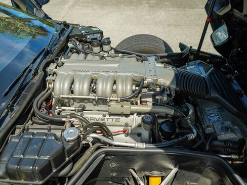 Used 1990 Chevrolet Corvette ZR-1 RWD image 29