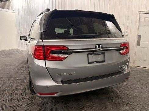 Used 2024 Honda Odyssey Touring image 4