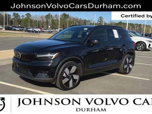 Certified 2023 Volvo XC40 Recharge Ultimate image 3