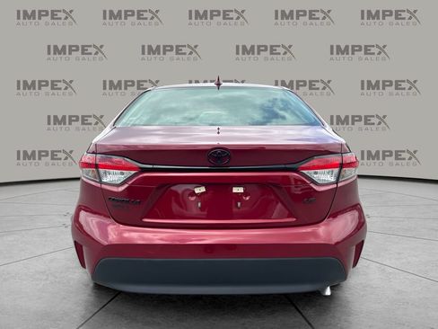 Used 2026 Toyota Corolla LE FWD image 4