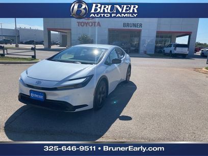 New 2026 Toyota Prius LE