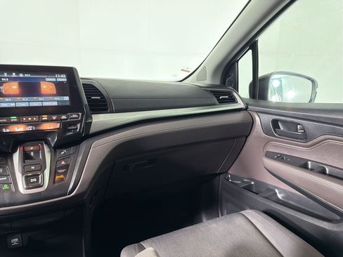 Used 2020 Honda Odyssey EX image 27