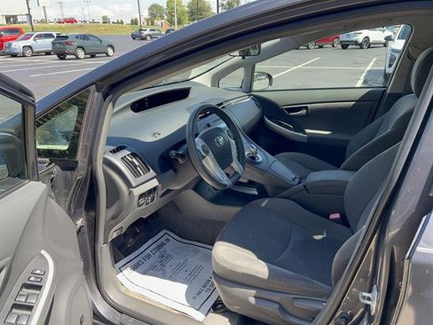 Used 2011 Toyota Prius One image 14