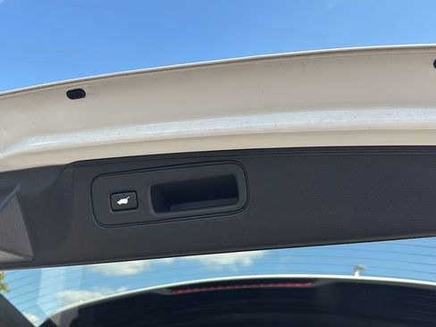 Used 2025 Honda Passport EX-L image 37