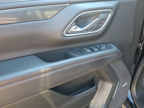 Used 2024 Chevrolet Suburban RST w/ Luxury Package image 13