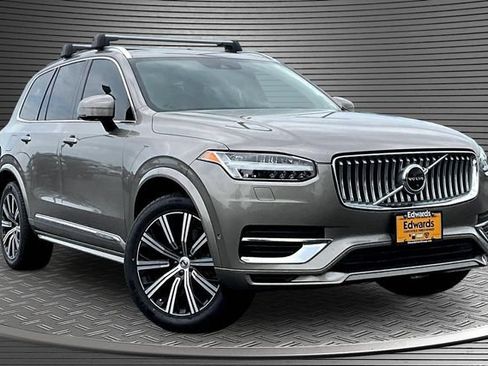 Used 2022 Volvo XC90 T8 Inscription AWD/4WD image 3