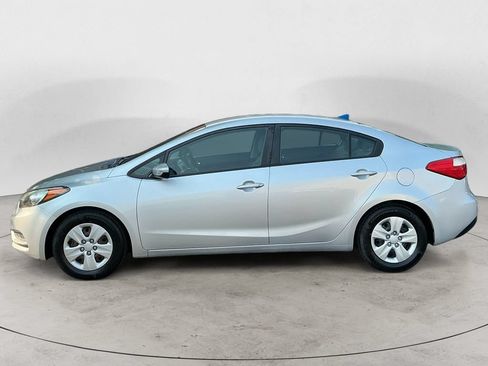 Used 2015 Kia Forte LX FWD image 8