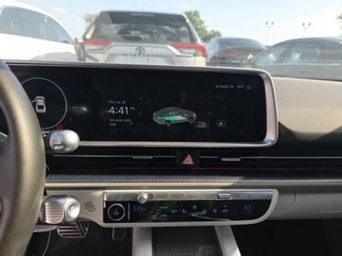 Used 2023 Hyundai Ioniq 6 Limited RWD image 14