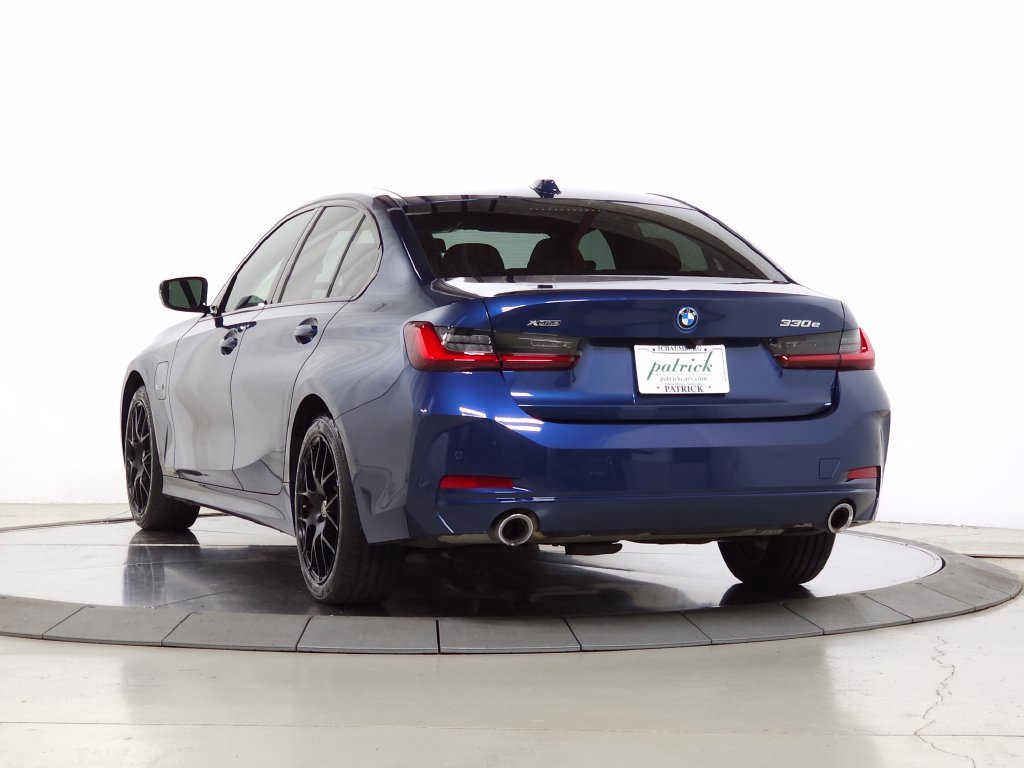 Used 2023 BMW 330e xDrive w/ Premium Package AWD/4WD image 6