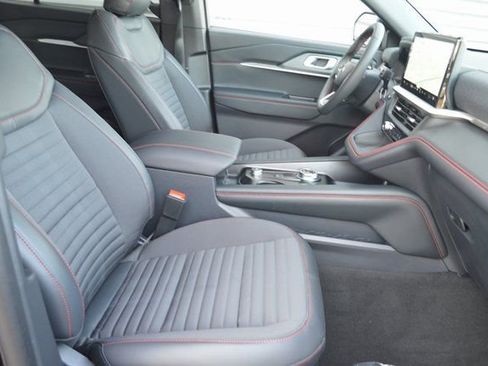 New 2026 Ford Explorer ST-Line RWD image 32