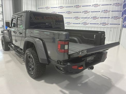 Used 2023 Jeep Gladiator Mojave w/ Cold Weather Group AWD/4WD image 8