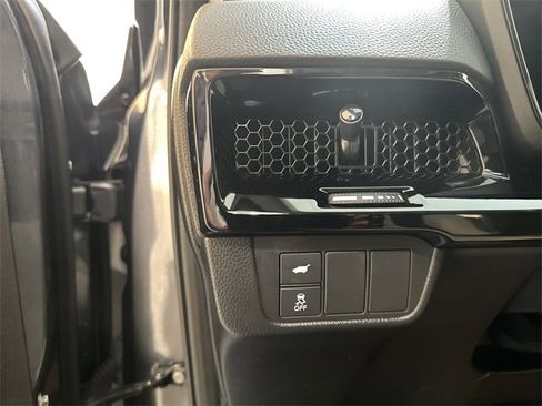 Used 2025 Honda CR-V EX-L image 35