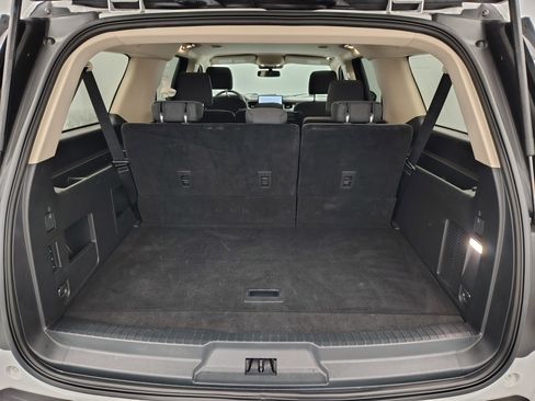 Used 2024 Ford Expedition Max XLT image 20