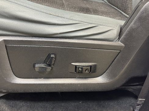 Used 2016 RAM 2500 Big Horn image 11