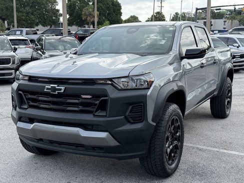 Used 2026 Chevrolet Colorado Trail Boss AWD/4WD image 8
