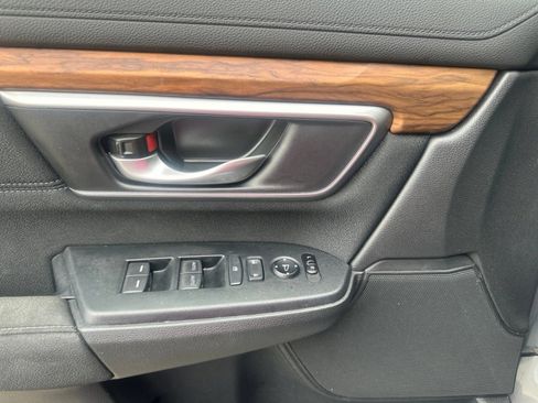 Used 2019 Honda CR-V EX image 4