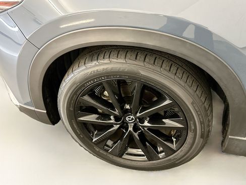 Used 2023 MAZDA CX-9 Carbon Edition image 11