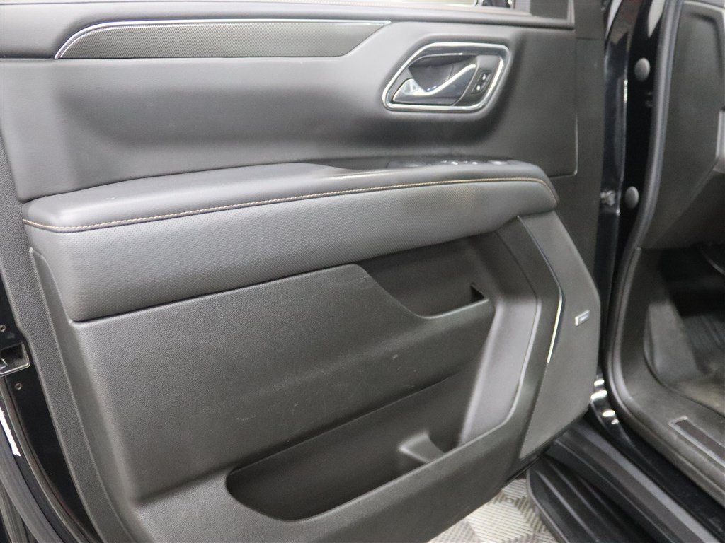Used 2022 GMC Yukon AT4 AWD/4WD image 17