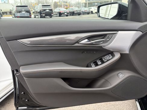 Certified 2023 Cadillac CT5 V w/ Premium Package image 9