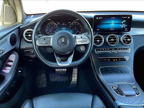 Used 2022 Mercedes-Benz GLC 300 image 5