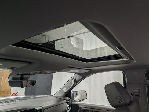 New 2026 Chevrolet Silverado 1500 LTZ w/ LTZ Premium Package image 13